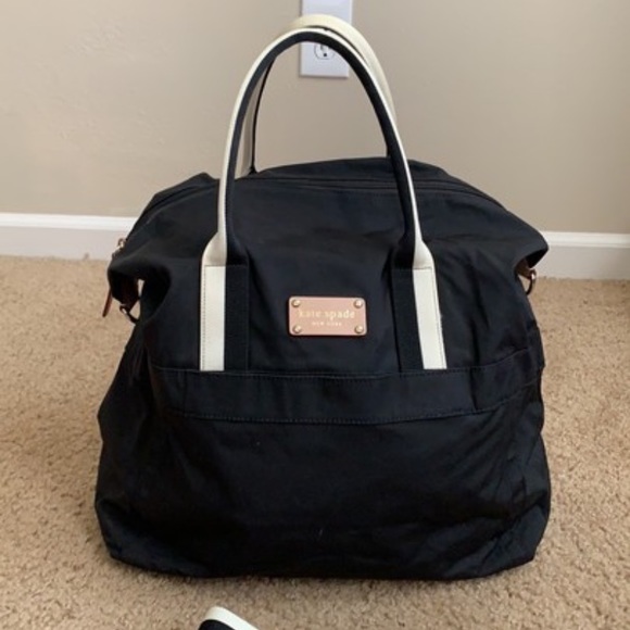 kate spade Handbags - Kate spade travel bag